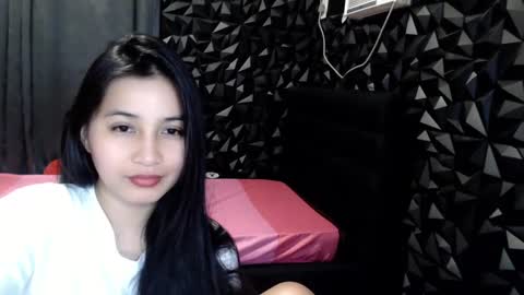 miss_innocent18 online show from 01.05.25
