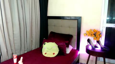 twinny pie online show from 01.30.25