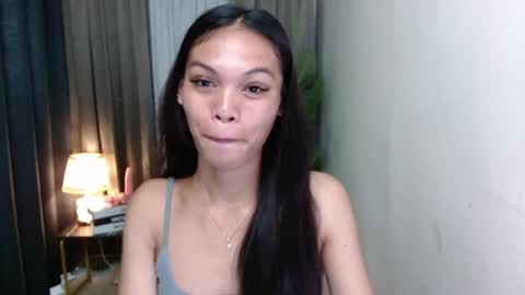 Snapshot of miss_jhes chatting on 03.25.26 Jhes online show from 03.25.26