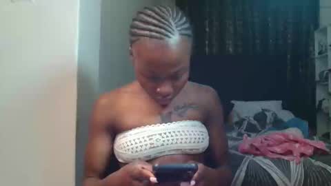 Miss Kiarrafit online show from 02.02.26