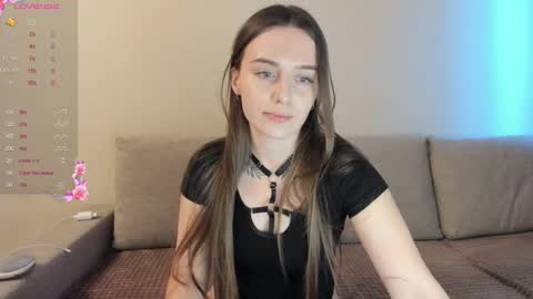 Snapshot of miss_kitty13 chatting on 02.23.25 Kitty online show from 02.23.25