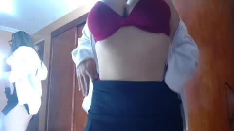 lilieth  online show from 02.05.25