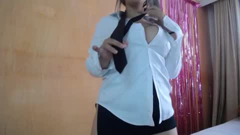 lilieth  online show from 03.08.26