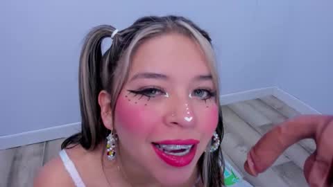 miss_lucyla online show from 01.12.26