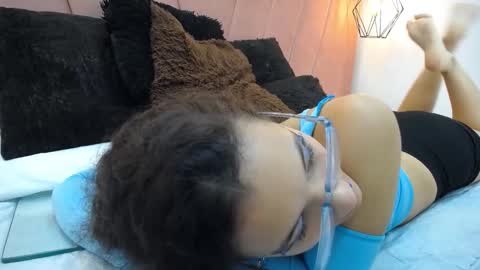 Snapshot of miss_m1a chatting on 11.13.25 mia online show from 11.13.25