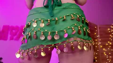 Snapshot of miss_mia_meow chatting on 10.20.25 Mamma Mia online show from 10.20.25