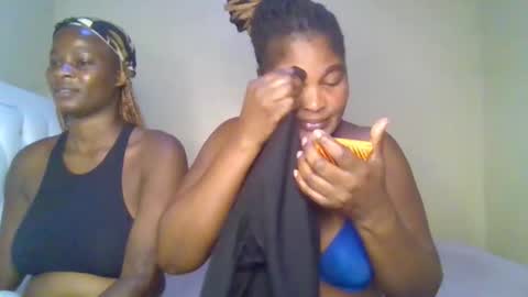Snapshot of miss_milly1 chatting on 05.28.26 MILLY online show from 05.28.26