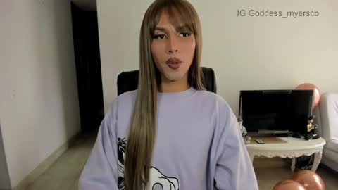 Goddess Myers  thumb up is important for me kisses  online show from 09.30.25