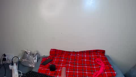 Snapshot of miss_staceyy chatting on 02.21.25 Stacey online show from 02.21.25