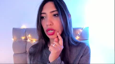 Miss Veronica online show from 02.03.25