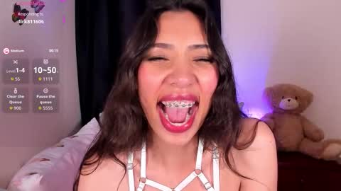 Miss Veronica online show from 12.03.25