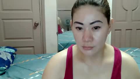 HOT MOMMY ZEPHYR online show from 02.23.26