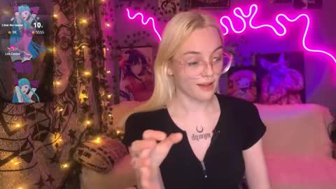 Snapshot of missa__amane chatting on 12.10.24 Misa online show from 12.10.24