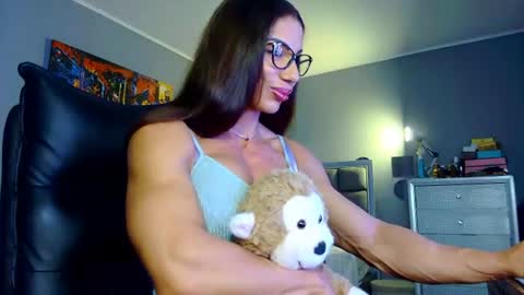 Alesyamuscledoll online show from 07.03.26
