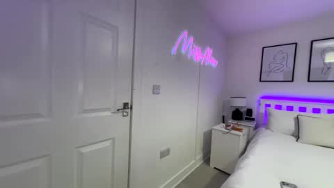  Miss Alex  online show from 04.18.26