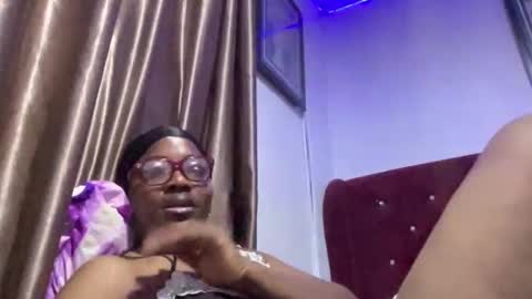 Missbelle online show from 02.12.26