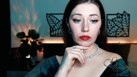 The divine Beverly online show from 01.09.25