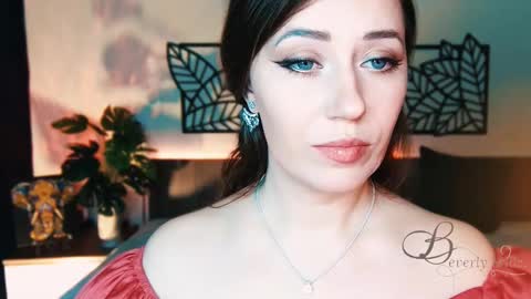 The divine Beverly online show from 02.19.25