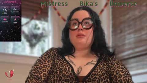 Snapshot of missbika chatting on 02.14.25 Miss Bika online show from 02.14.25