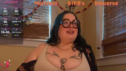 Snapshot of missbika chatting on 03.01.25 Miss Bika online show from 03.01.25