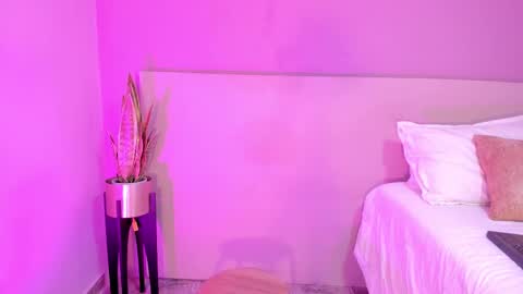 Miss Bombom online show from 09.21.25