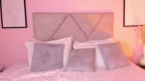 Miss Bombom online show from 09.22.25