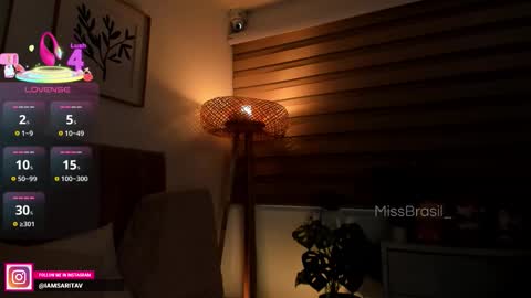 Sara Vanegas online show from 11.21.25