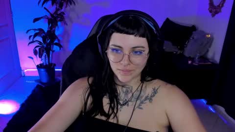 Snapshot of misscharlottte_18 chatting on 01.17.25 Missy Charlottte. Hey remember to give me a thumbs up ty online show from 01.17.25