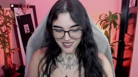 Missy Charlottte.  Hey remember to give me a thumbs up ty online show from 04.09.26