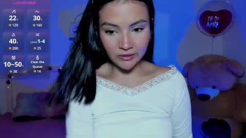 Snapshot of misschelsea01 chatting on 10.08.25 Chelsea online show from 10.08.25