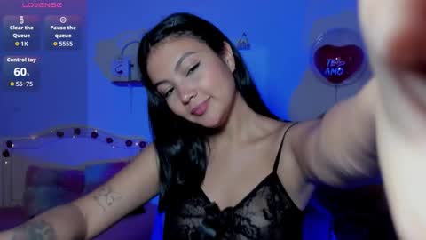 Snapshot of misschelsea01 chatting on 10.12.25 Chelsea online show from 10.12.25