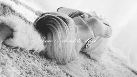 Chloe freelance model Please your thumbs up are important  online show from 09.16.25