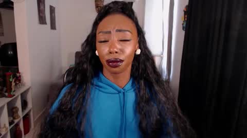 Emilie Diaz online show from 03.10.26