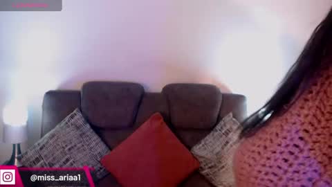 Snapshot of missemilie1 chatting on 06.10.26 Emilie Diaz online show from 06.10.26