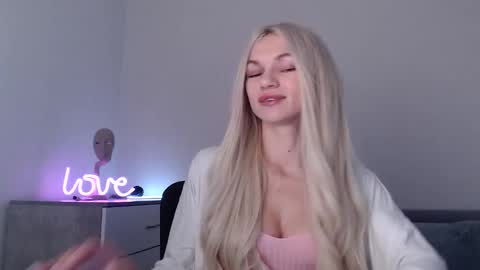 EMMA online show from 12.19.25