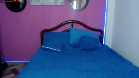 kassandra lazcano online show from 01.27.25