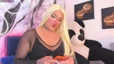 kassandra lazcano online show from 05.12.26