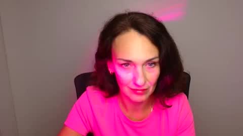 Christina online show from 09.26.25