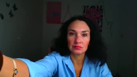 Christina online show from 03.30.26