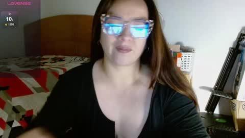 Snapshot of misslady__eva chatting on 01.30.25 eva online show from 01.30.25