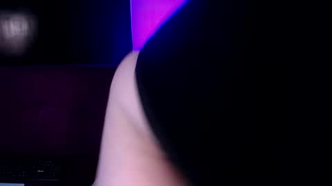 Snapshot of missloise chatting on 12.29.24 Miss Loise online show from 12.29.24