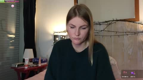 Snapshot of misslucci chatting on 01.02.25 Misslucci online show from 01.02.25