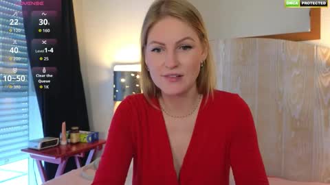 Snapshot of misslucci chatting on 09.26.25 Misslucci online show from 09.26.25