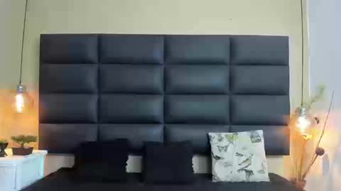 Snapshot of missluna18 chatting on 02.24.26 luna online show from 02.24.26