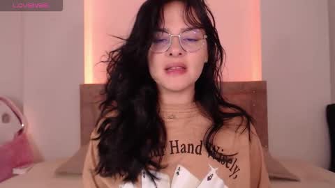 Snapshot of missmariana_ chatting on 10.24.25 missmariana_ online show from 10.24.25