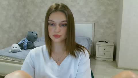 Snapshot of missmariat chatting on 01.19.25 OneGoddess online show from 01.19.25