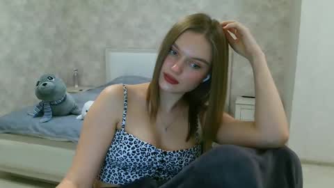 Snapshot of missmariat chatting on 01.23.25 OneGoddess online show from 01.23.25