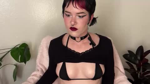 missmarinamay online show from 01.10.26