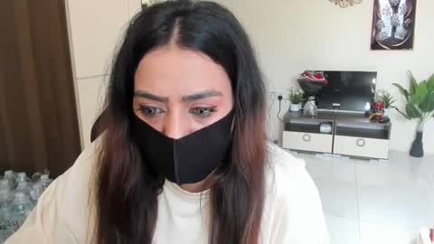 Missmask24 online show from 10.01.25