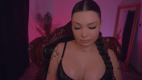 Snapshot of missmerciless chatting on 02.26.25 LUXXANDRA online show from 02.26.25